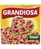 Grandiosa ble lansert i 1980, og det finnes knapt noen i Norge som ikke har spist denne pizzaen. Original Grandiosa er Norges mest populære pizza; Over 11 millioner pizza selges i året. Vi vet at folk har et helt spesielt forhold til den originale Grandiosa-smaken. Det er en smak folk kjenner ut og inn. Folk prøver svært gjerne nye smaker, både innen pizza og annen type mat, men fortsetter likevel å spise gode gamle Grandiosa. Grandiosa elskes av folk i alle aldre og er kåret av Lonely Planet i 2008 til Norges nasjonalrett.